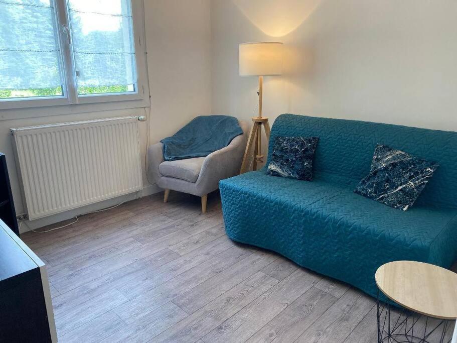 Petite Maison En Auvergne Giat Bagian luar foto